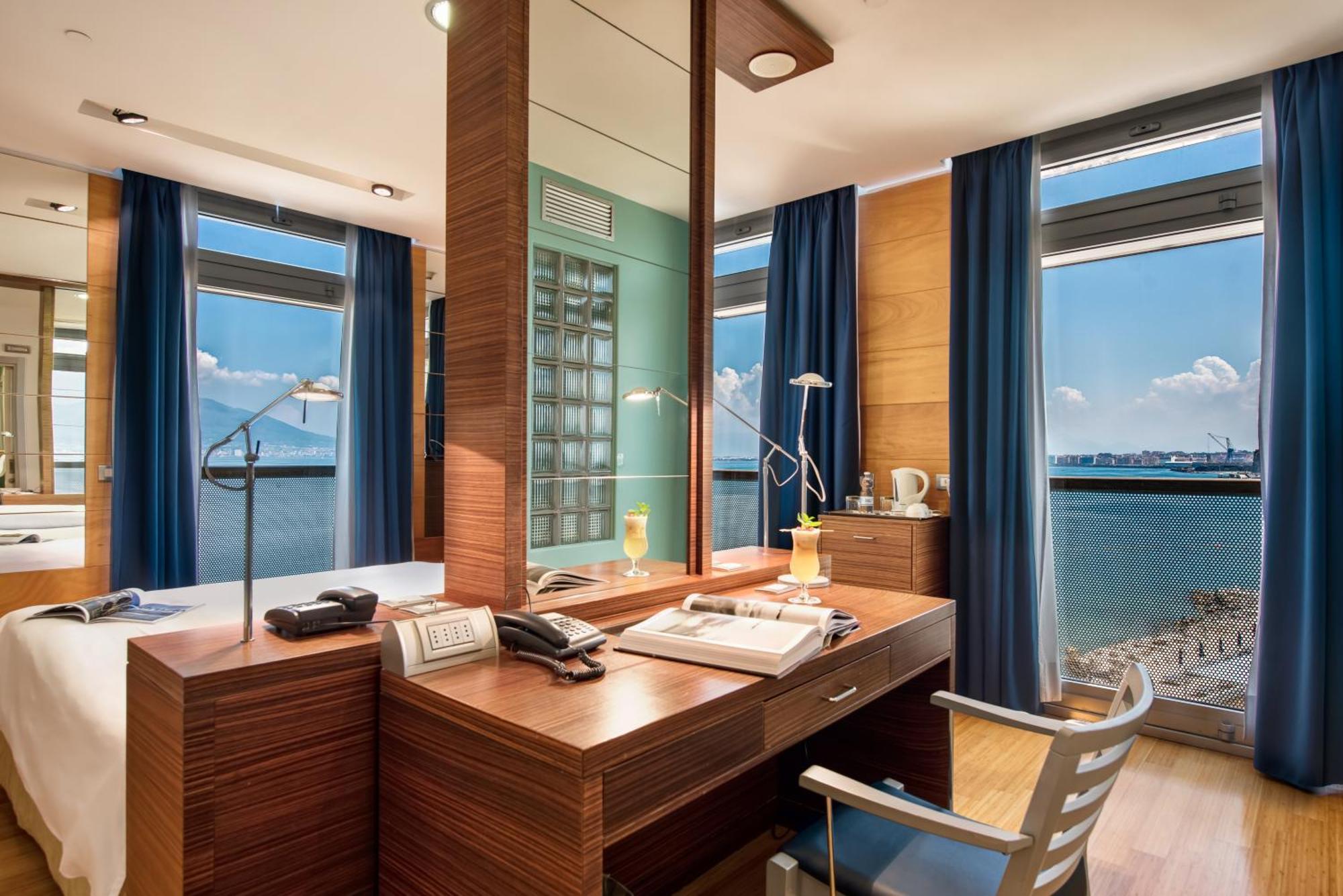 Superior Double room Partial Sea View